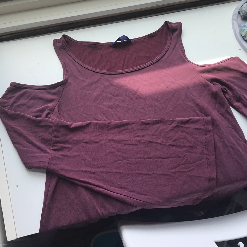 Aeropostale cold shoulder top